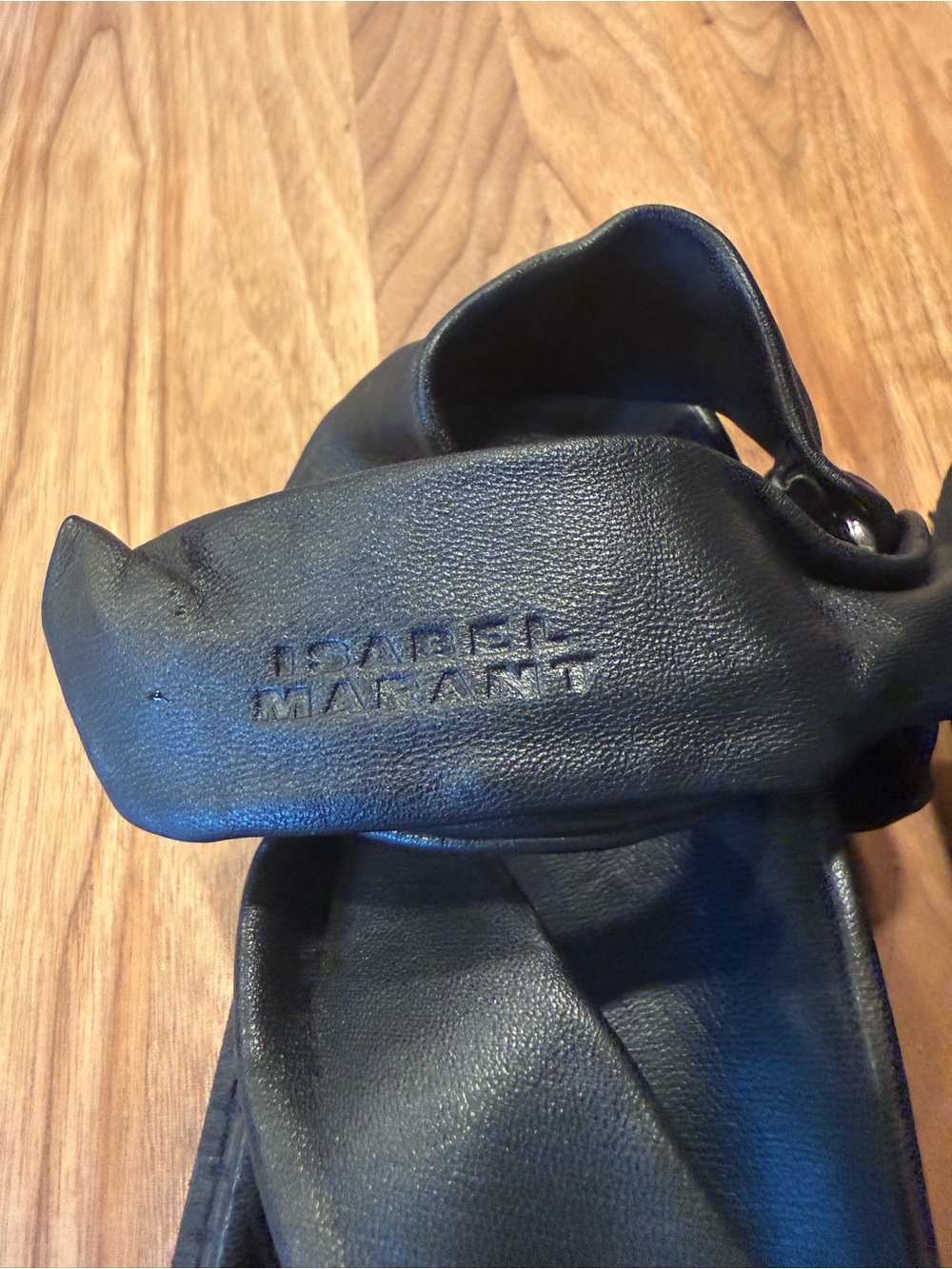 Isabel Marant Black Leather Knot-Strap Sandals - Picture 2 of 3